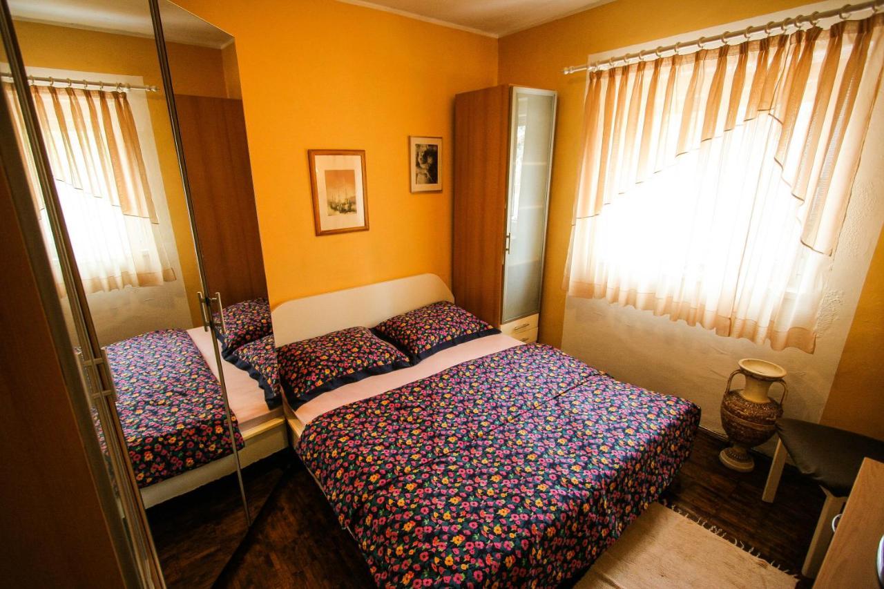 Apartman Iva Krasica  Extérieur photo